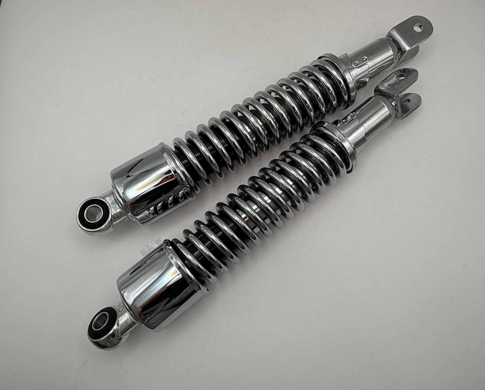Twin Shocks - 663208H image