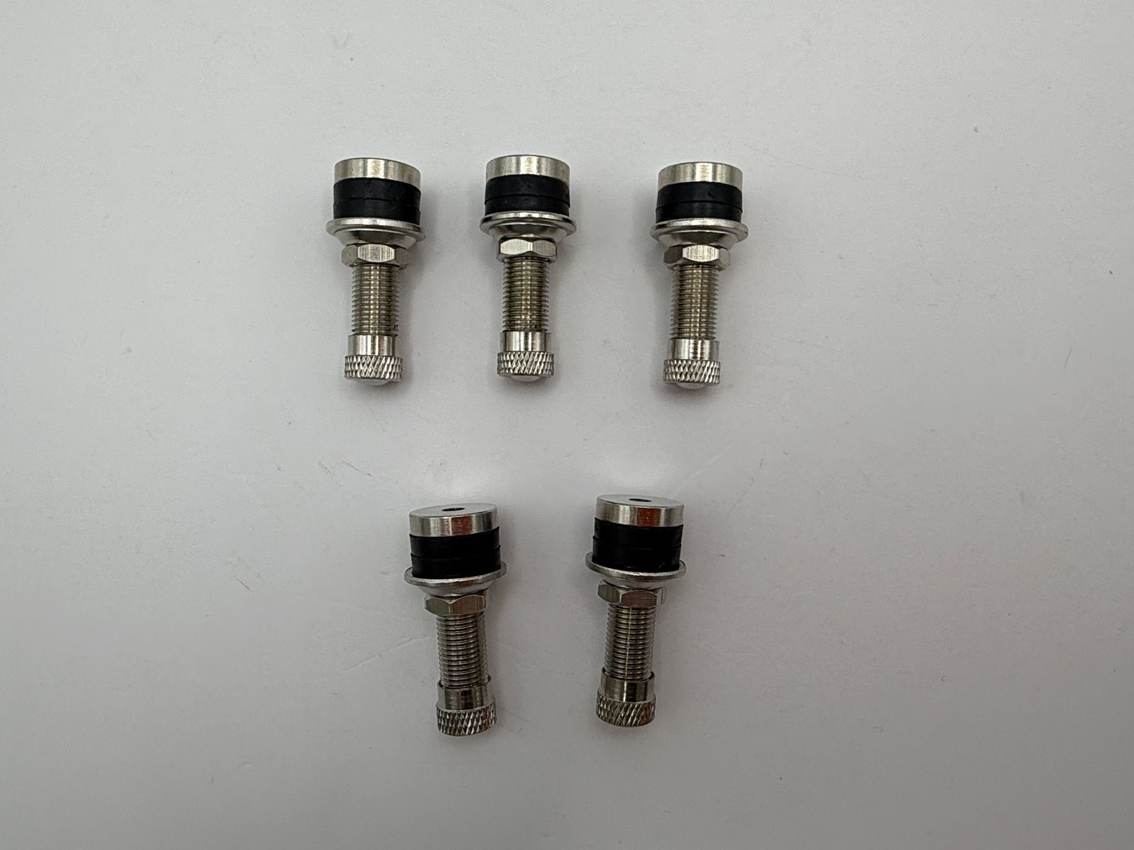 Tubeless Valves - 666718H image