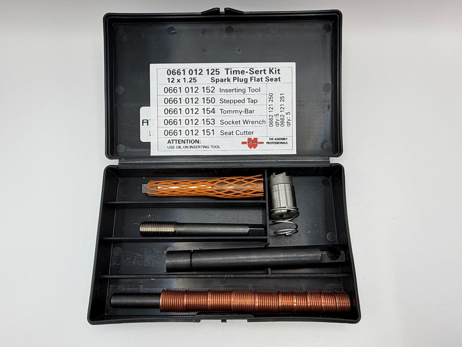 Spark Plug Repair Tools - 694225U image
