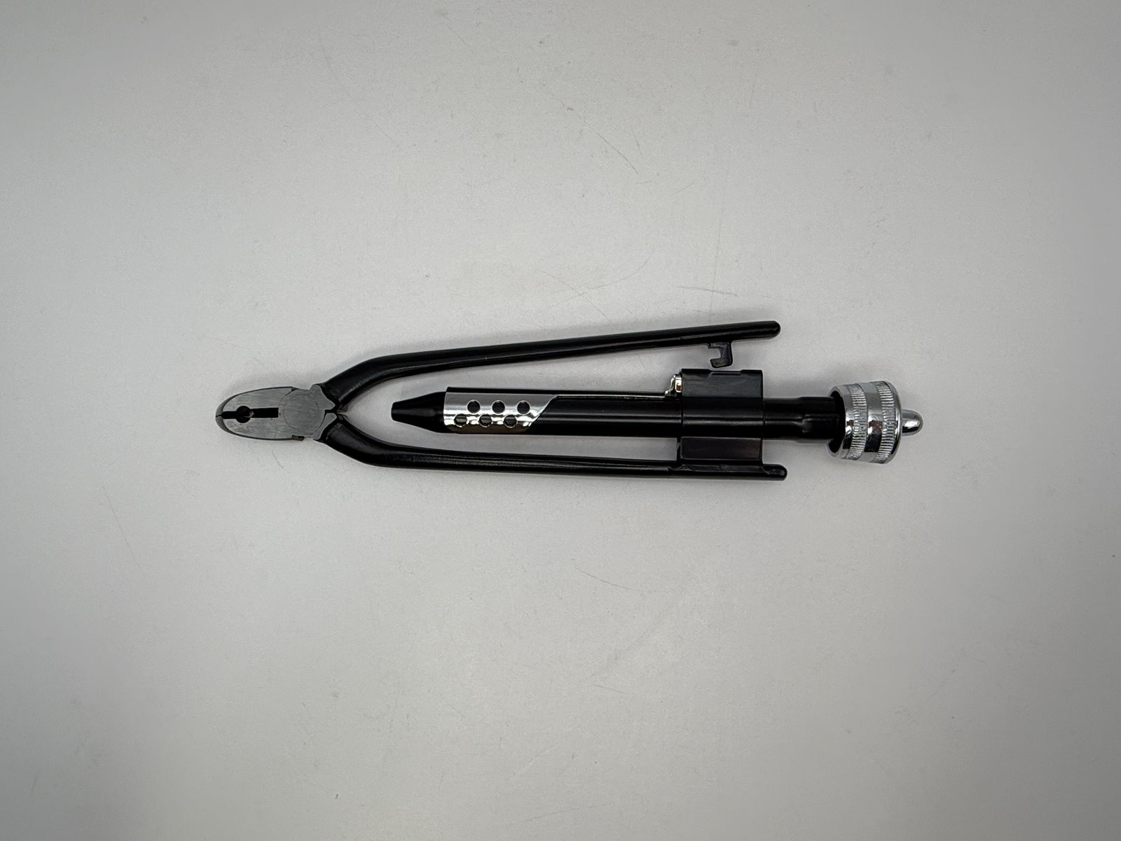 Locking Wire & Pliers - 697506H image