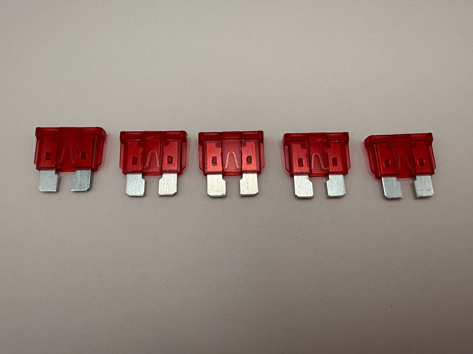 Standard Blade Fuses - 697710H image