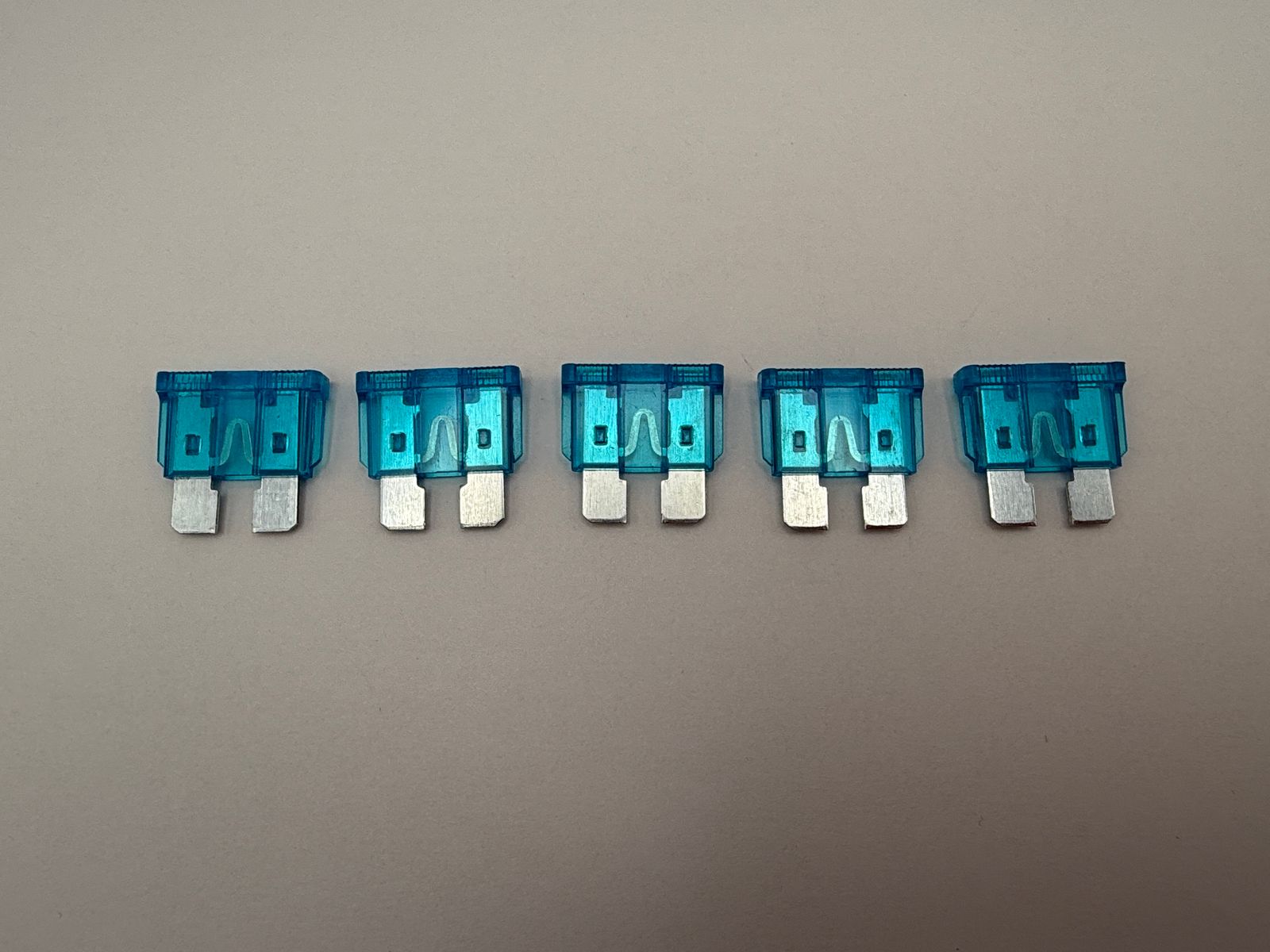 Standard Blade Fuses - 697715H image