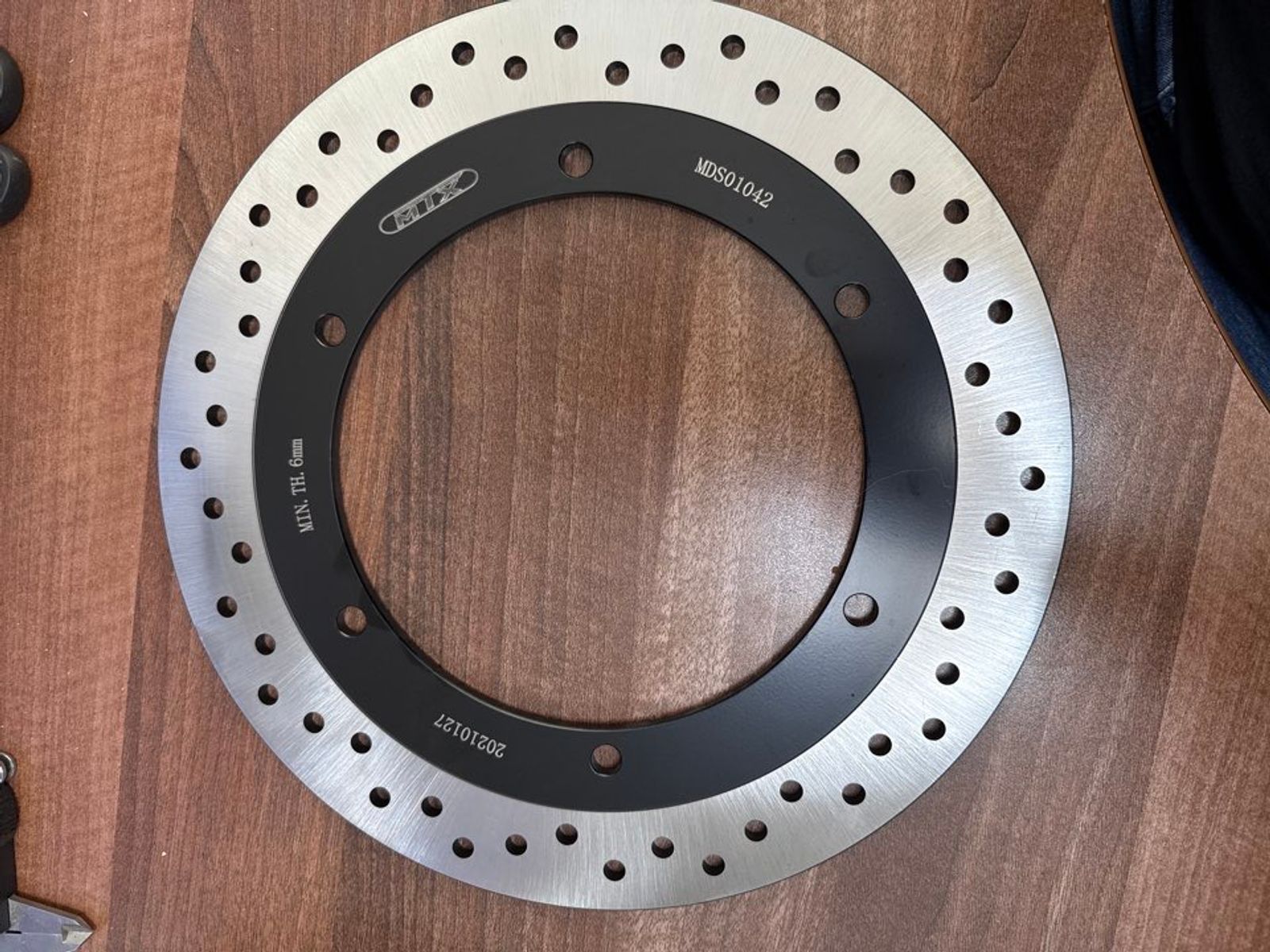 Brake Discs - 715995H image