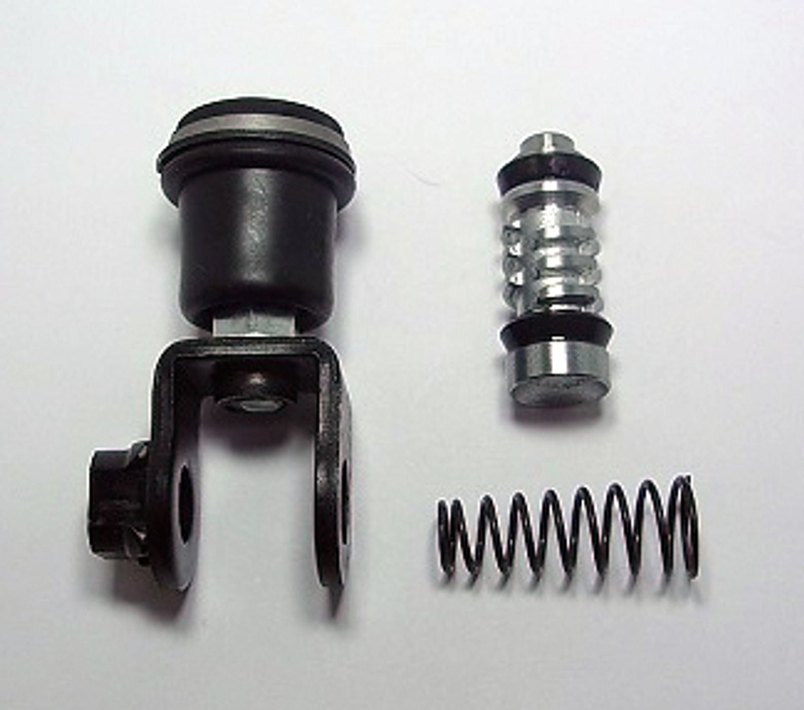 Master Cylinder Repair Kits - 752117T image