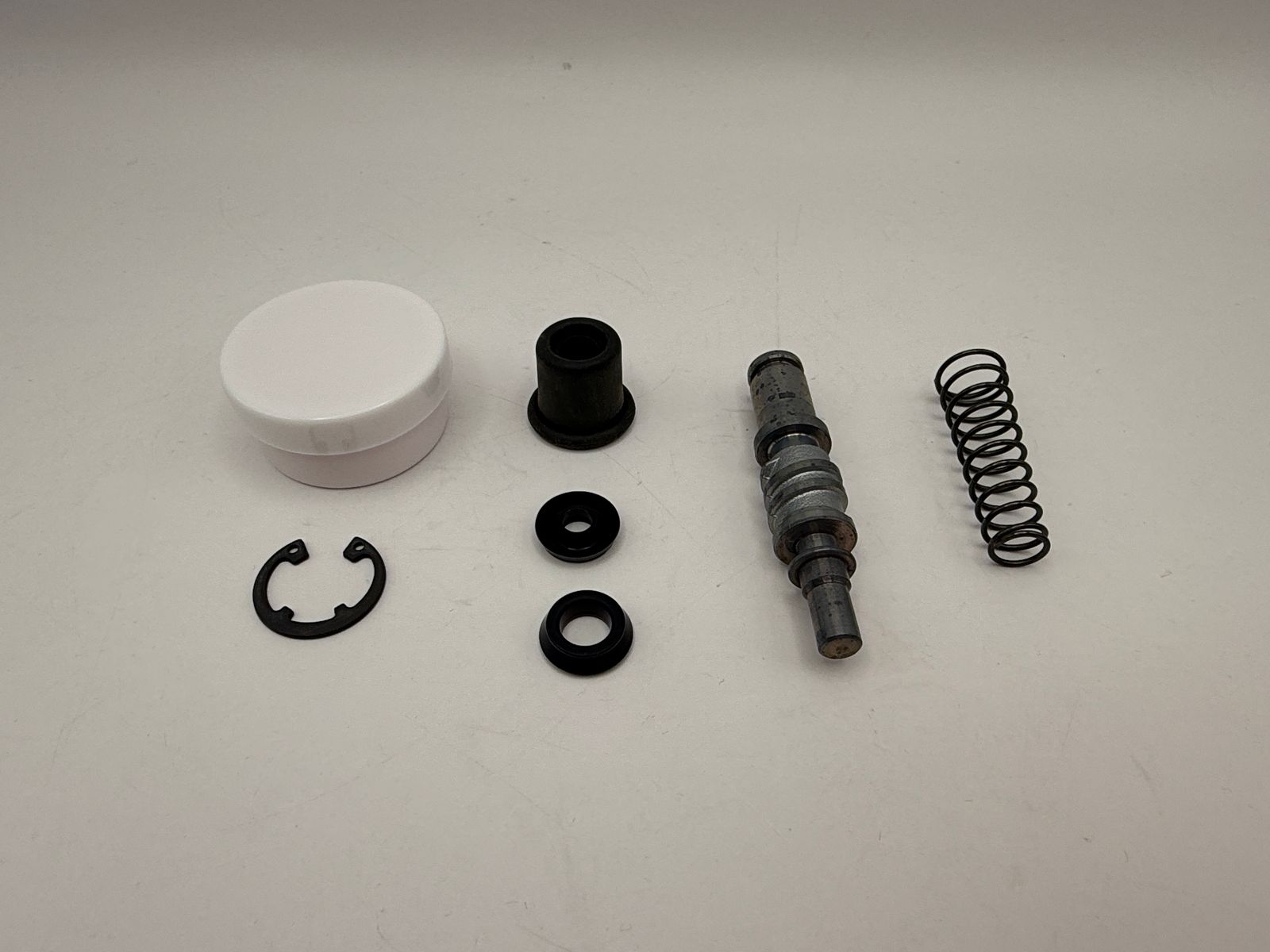 Master Cylinder Repair Kits - 752123T image