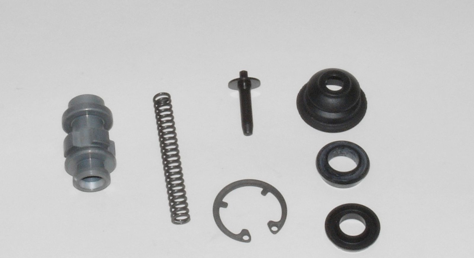 Master Cylinder Repair Kits - 752128T image