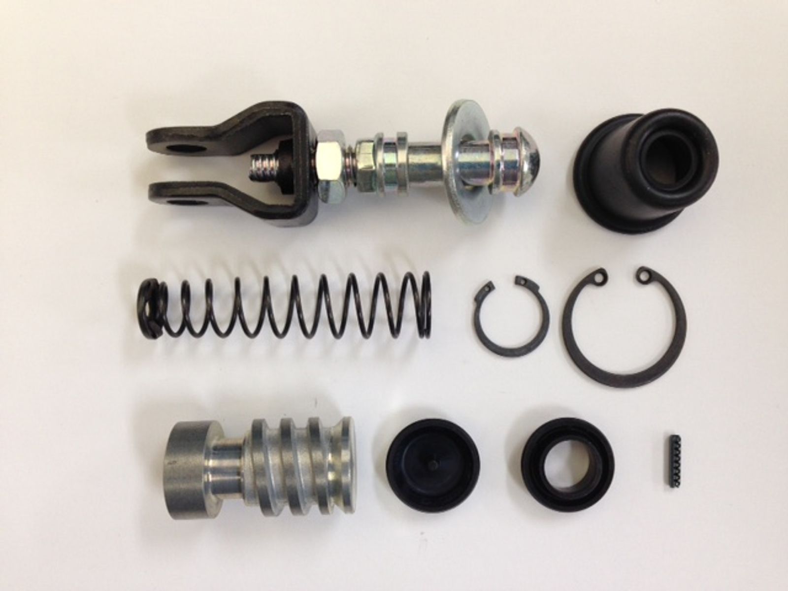 Master Cylinder Repair Kits - 753128T image