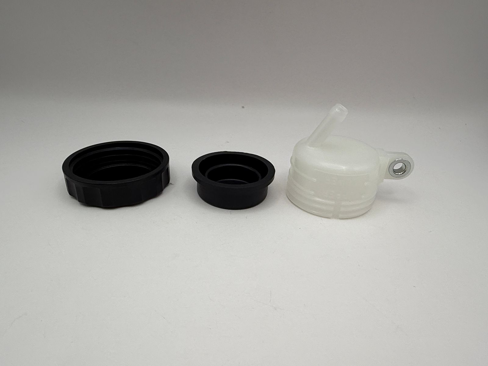 Master Cylinder Reservoir Rebuild Kits - 757008T image