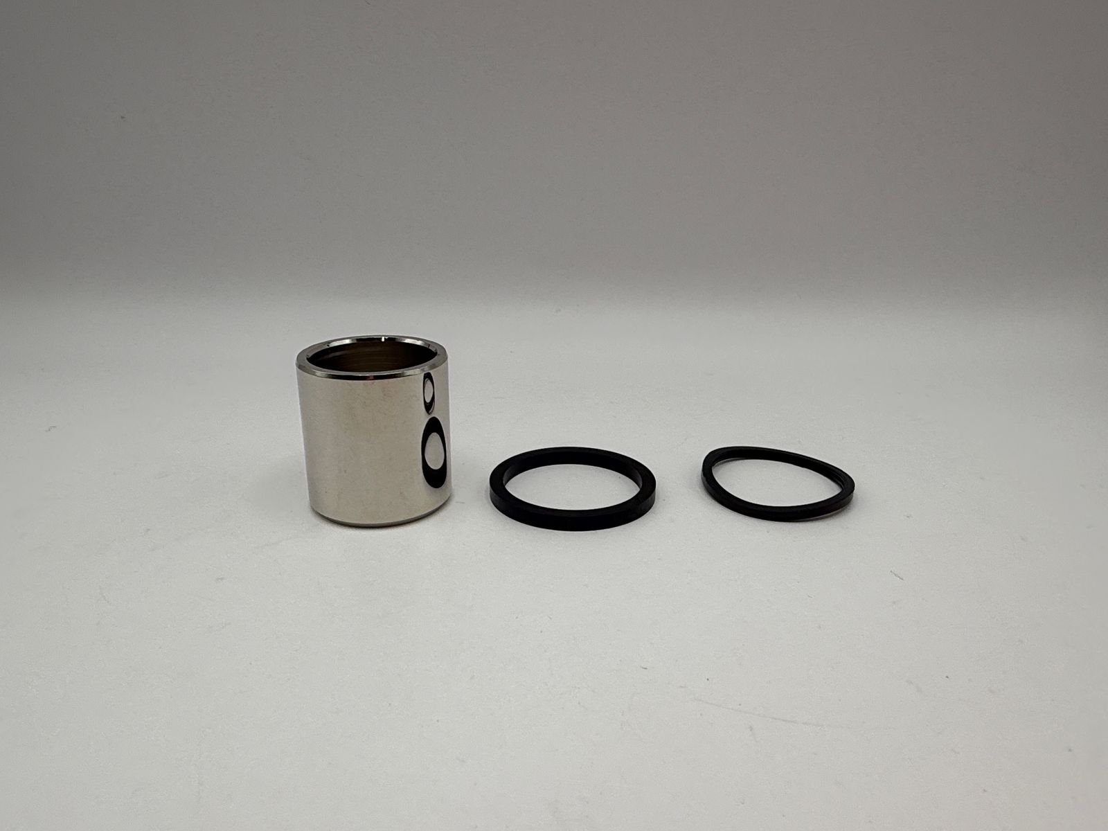 Brake Caliper Pistons - 793033H image