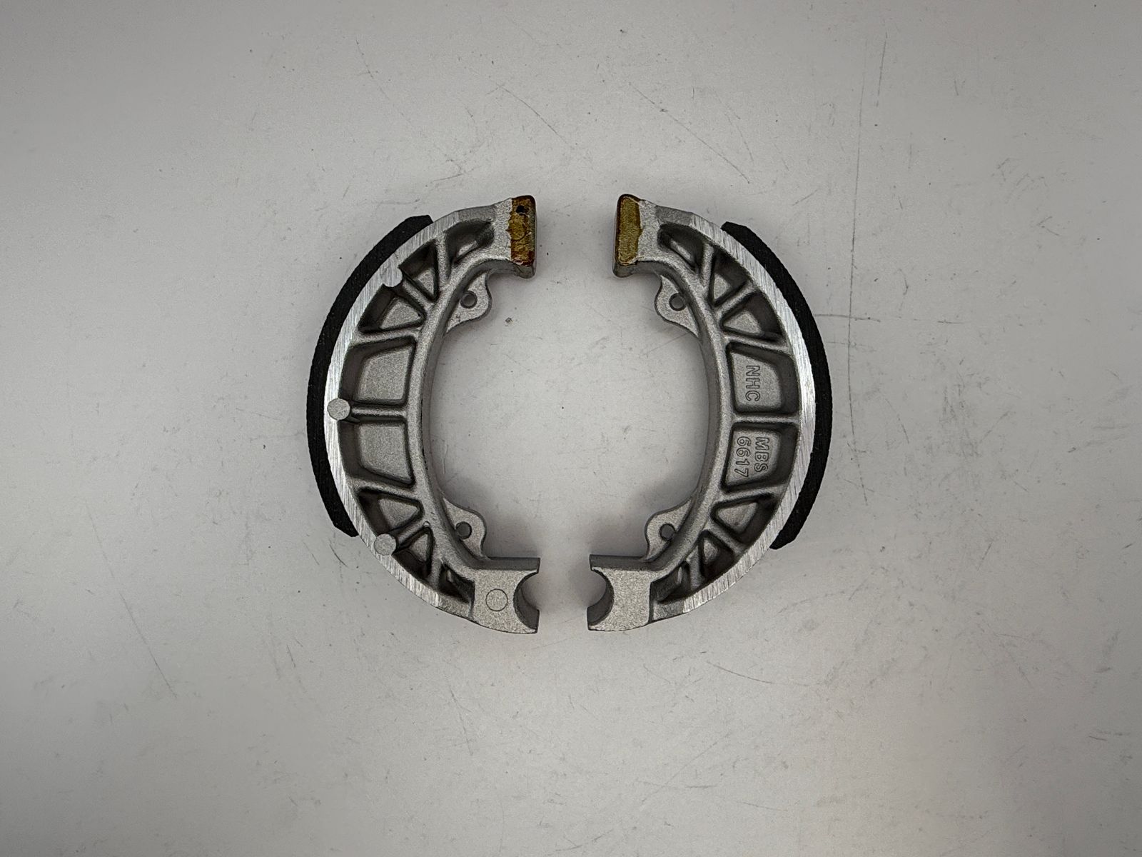 Brake Shoes - 799899H image