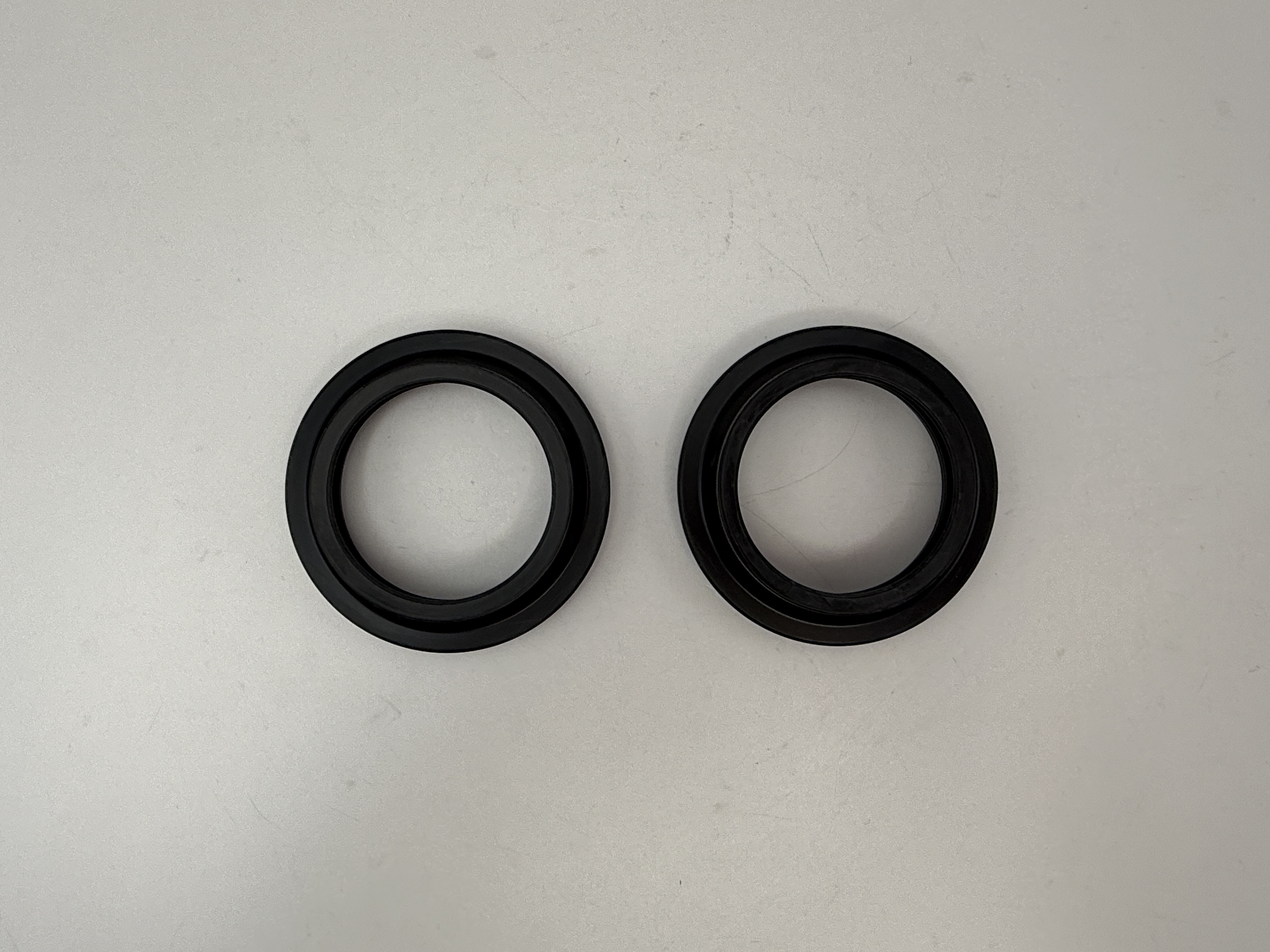 Hendler Fork Dust Seal 40mm x 52mm x 4.6mm/13.8mm Push In Type