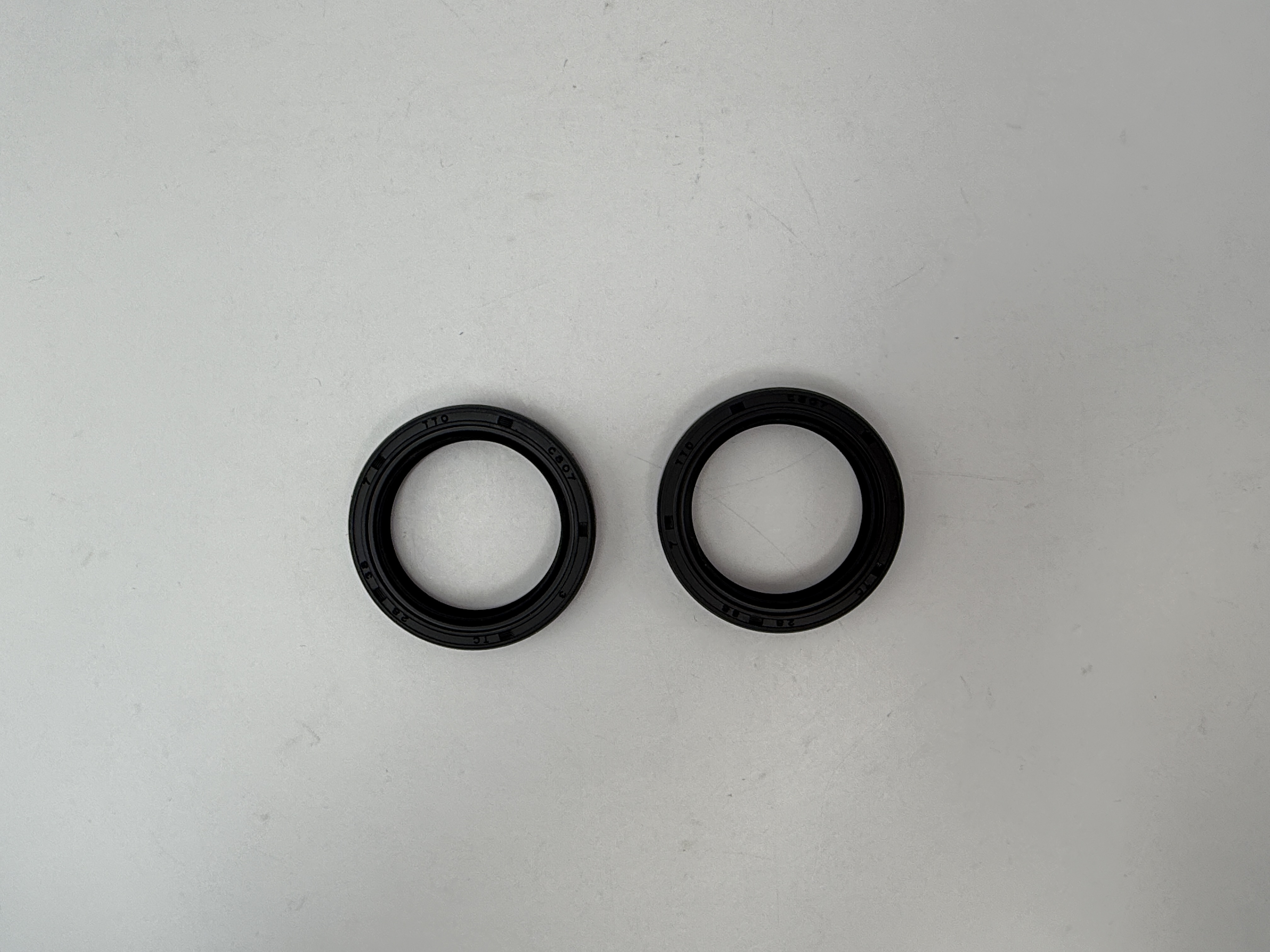 Hendler Fork Seals 28mm x 38mm x 7mm With No Lip