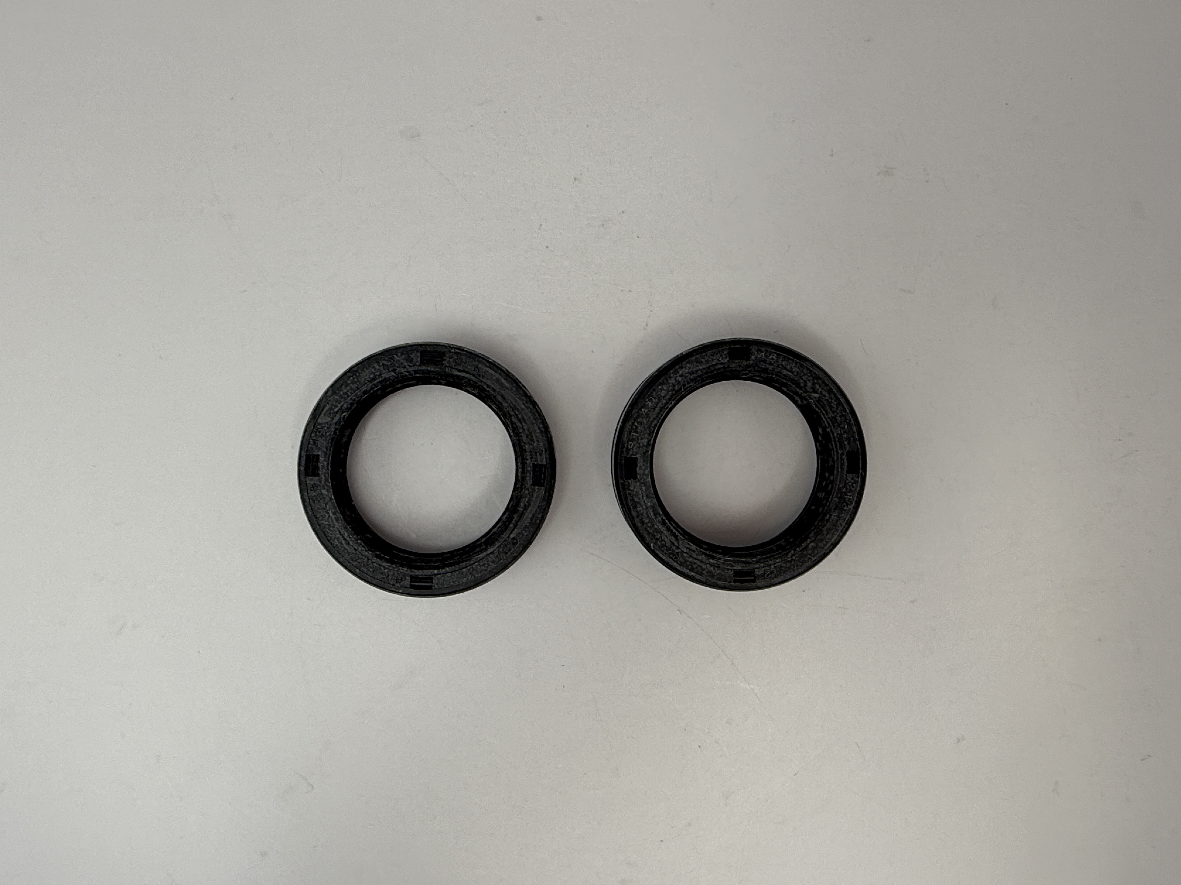 Hendler Fork Seals 33mm x 46mm x 12.5mm With No Lip