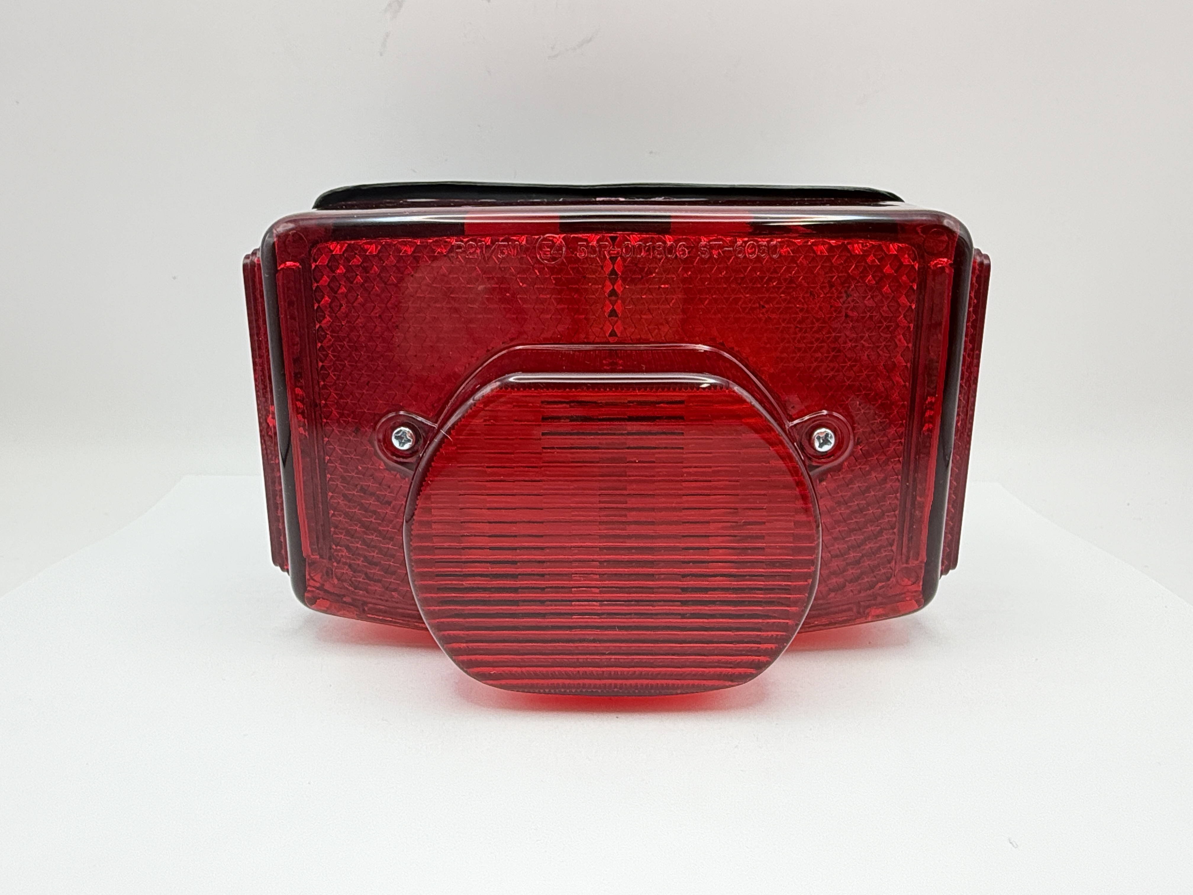 Hendler Complete Taillight Lucas fits 72-84 Models