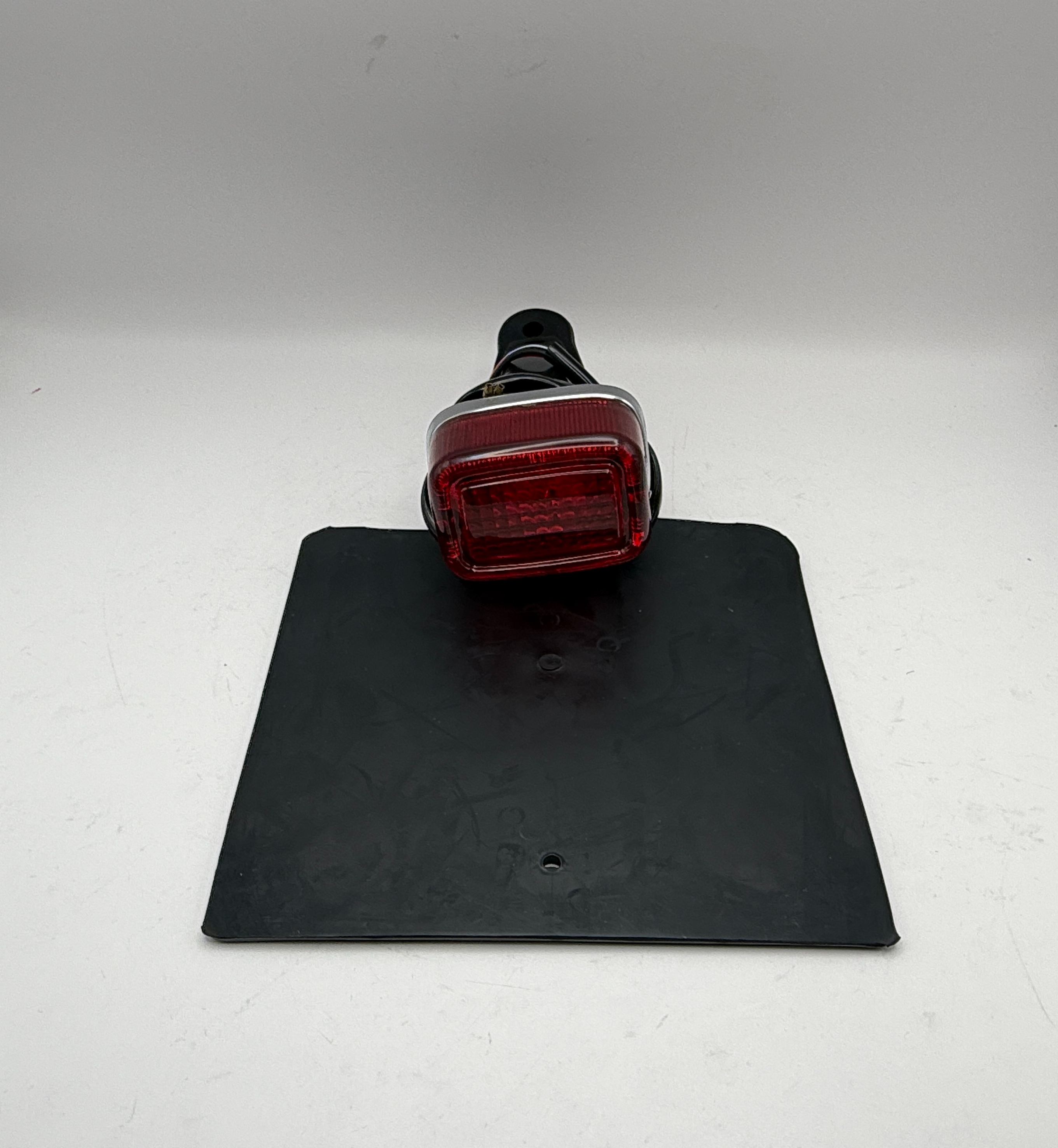 Hendler Complete Taillight Trial with Mudflap