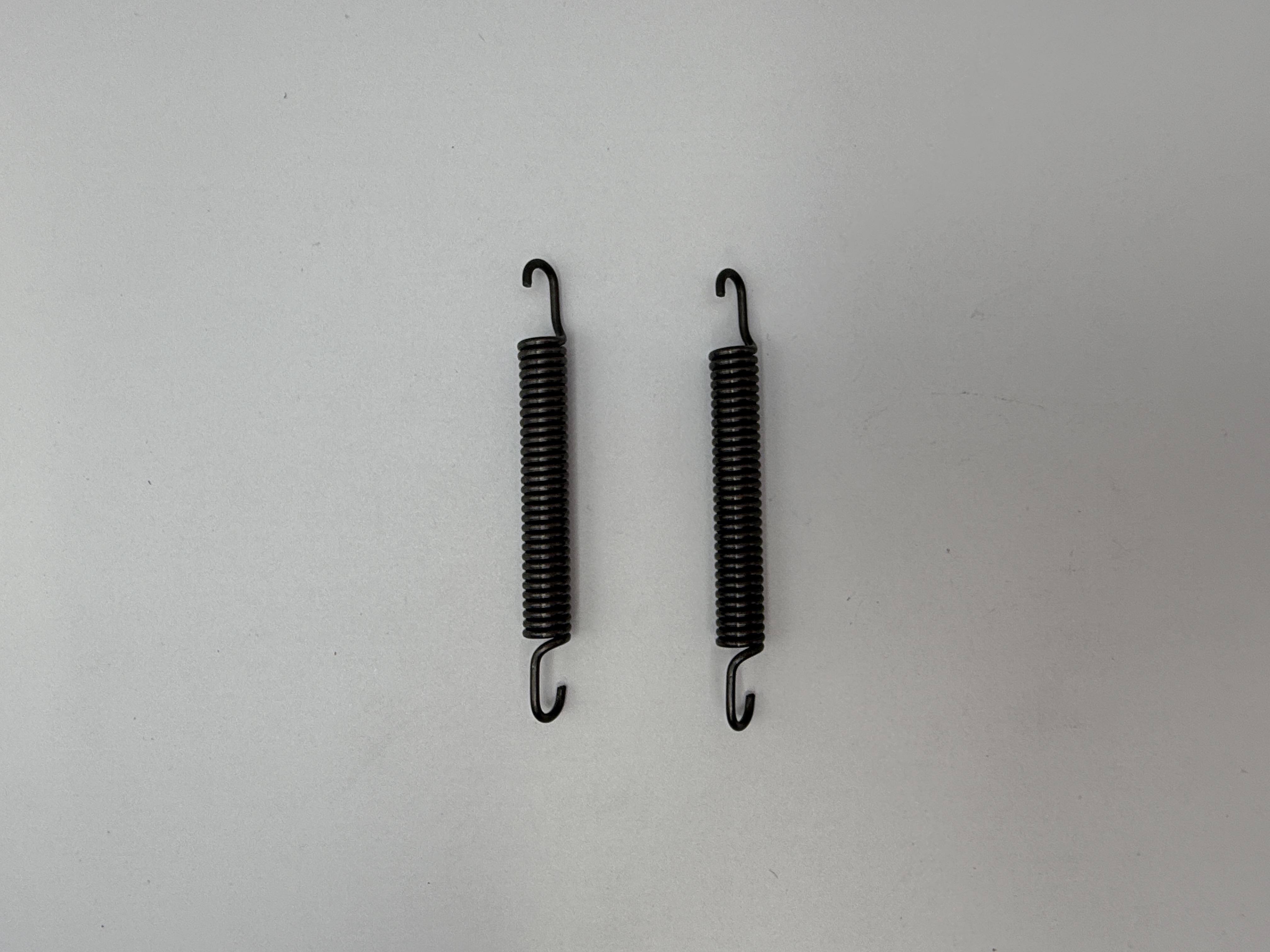 Hendler Drum Brake Shoe Springs for 799304 (52mm Centres) Thickness 6.10mm